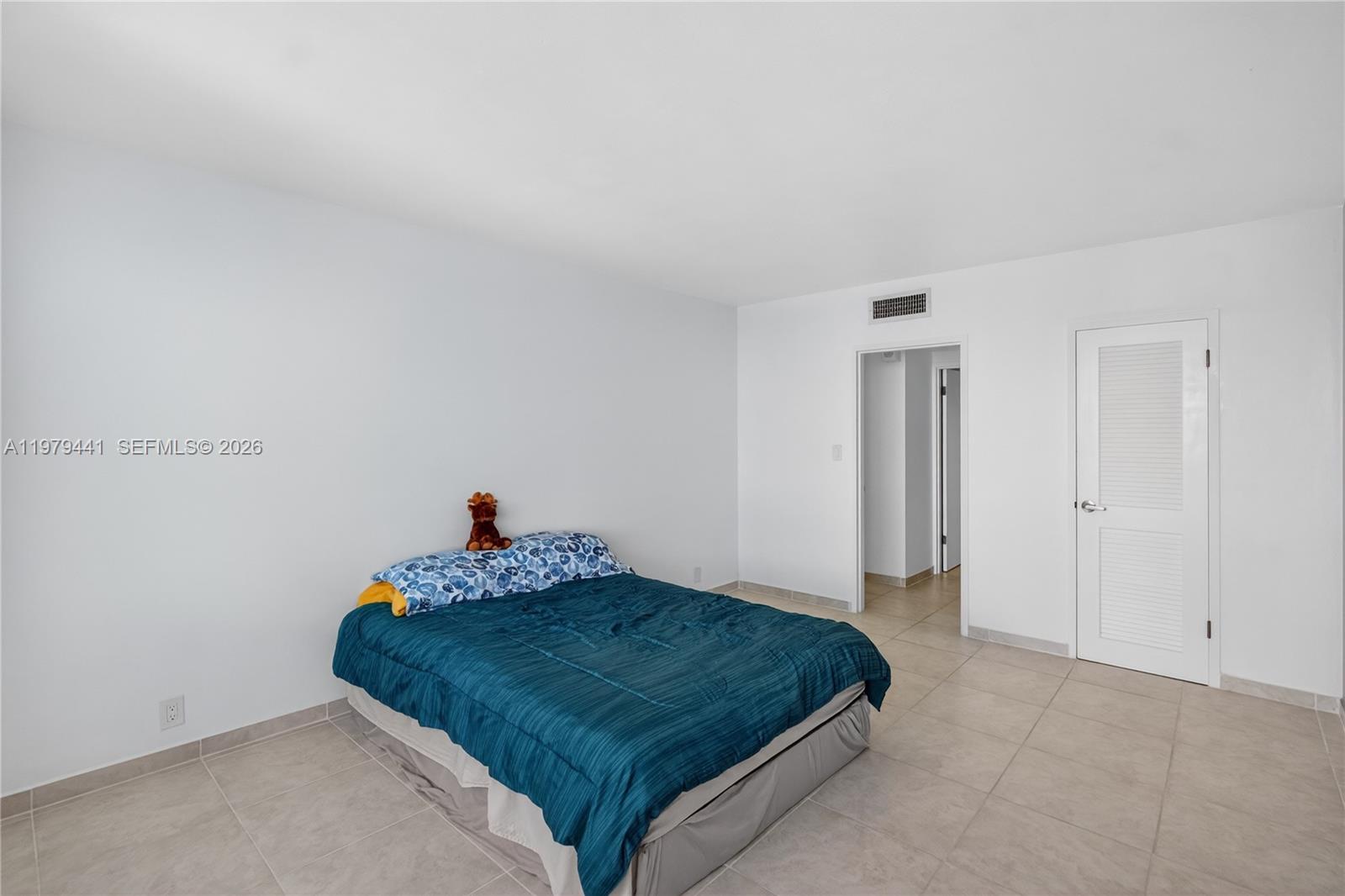 1000 West Ave #923, Miami Beach FL 33139