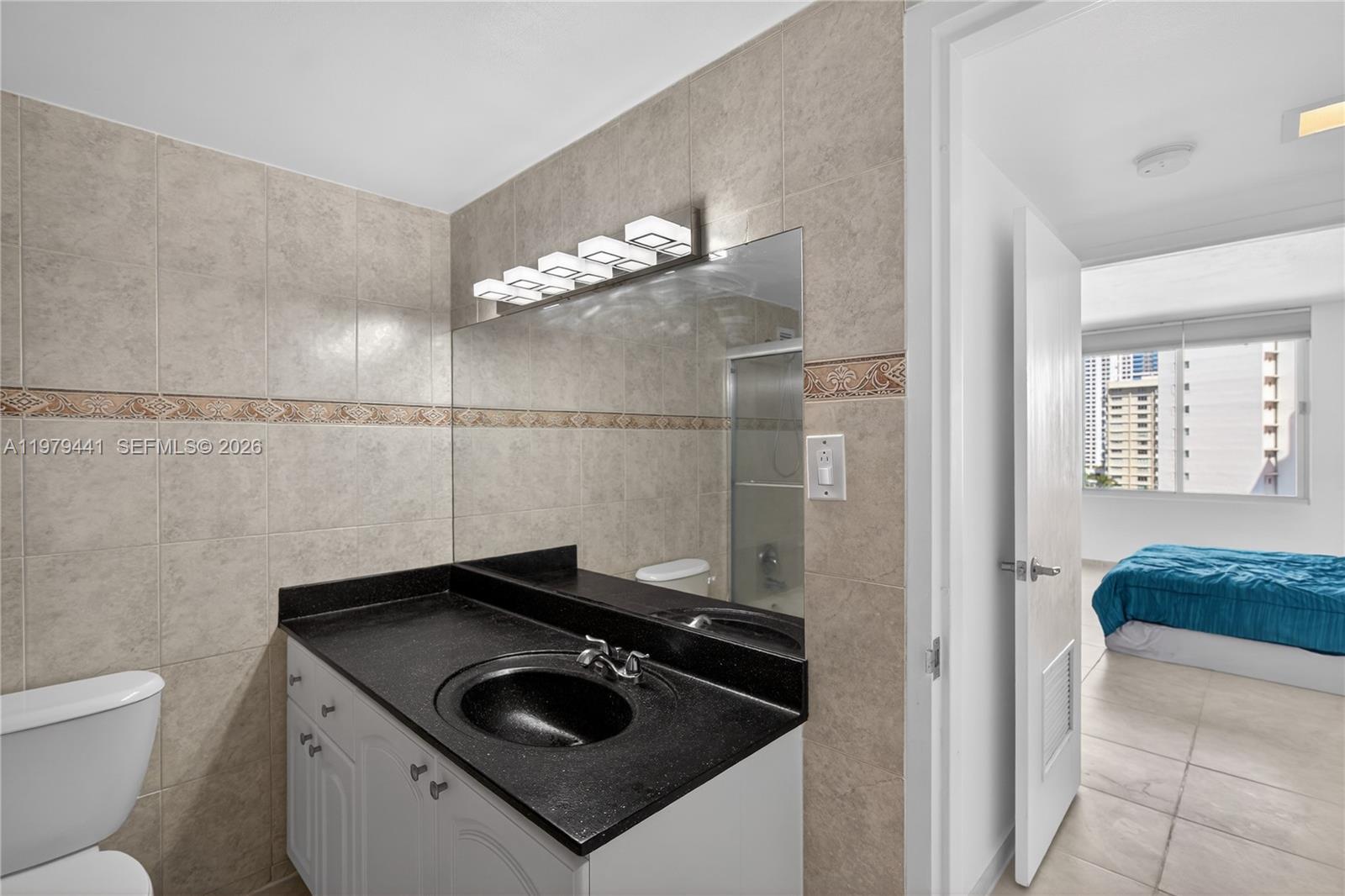 1000 West Ave #923, Miami Beach FL 33139