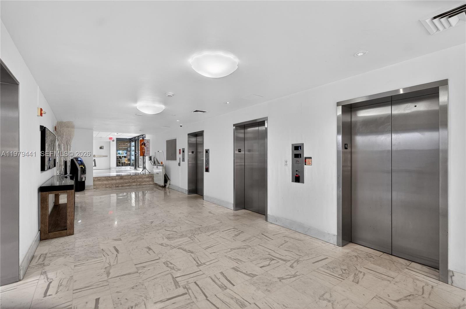 1000 West Ave #923, Miami Beach FL 33139