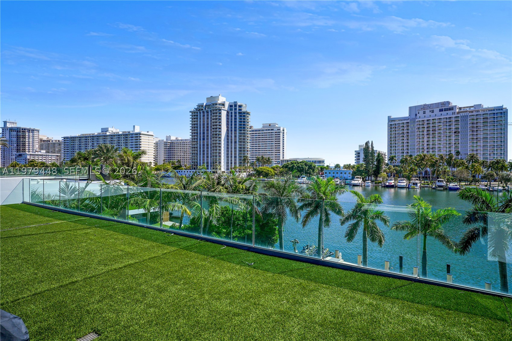 5501 Pine Tree Dr, Miami Beach FL 33140
