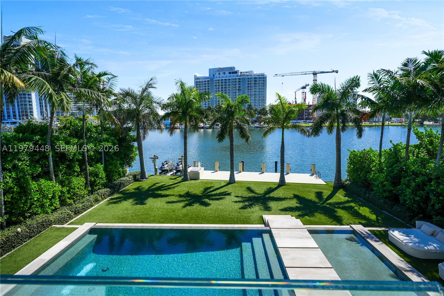 5501 Pine Tree Dr, Miami Beach FL 33140