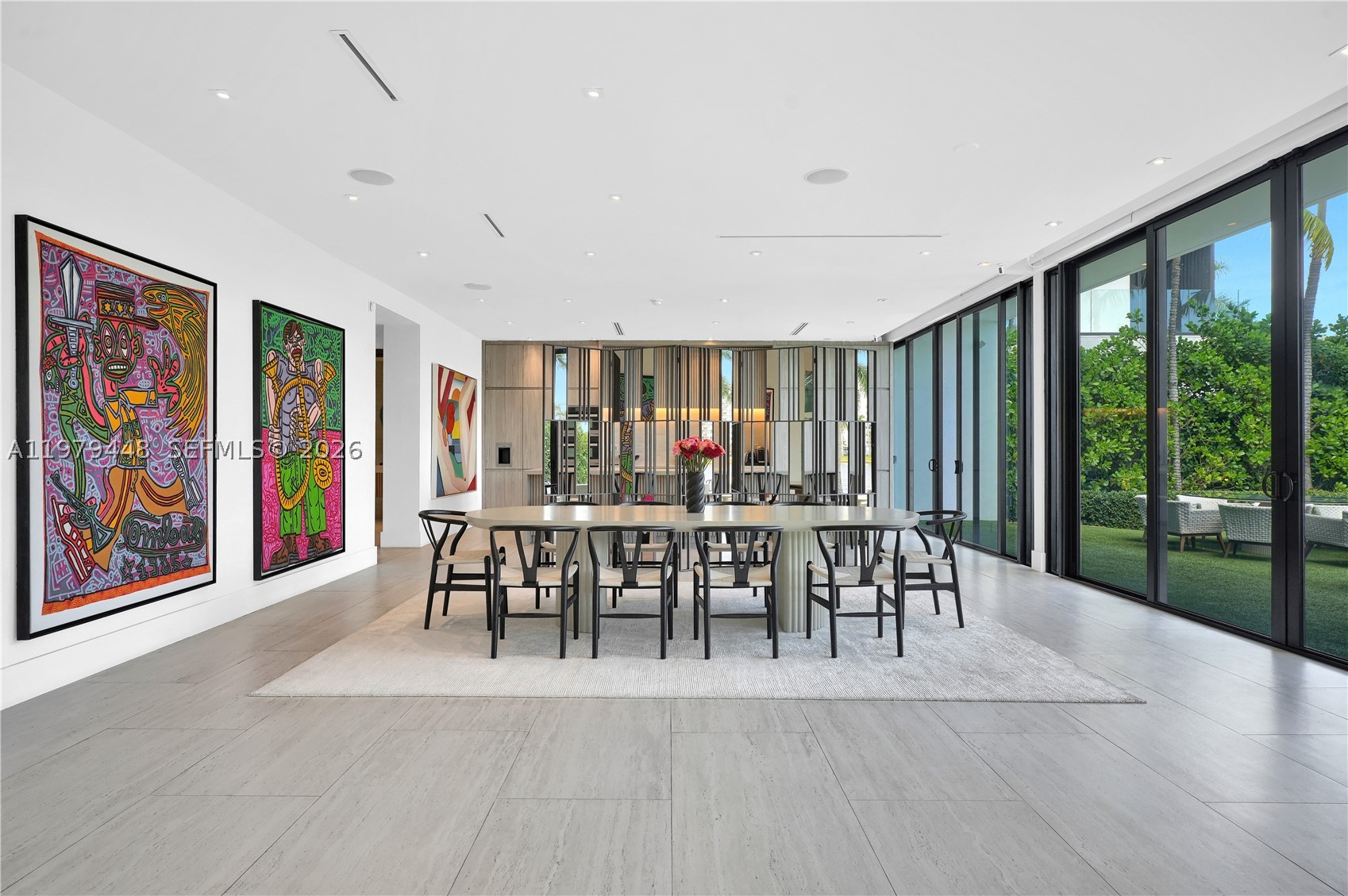 5501 Pine Tree Dr, Miami Beach FL 33140
