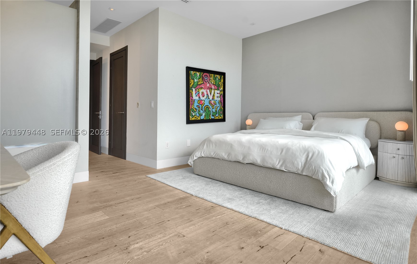 5501 Pine Tree Dr, Miami Beach FL 33140