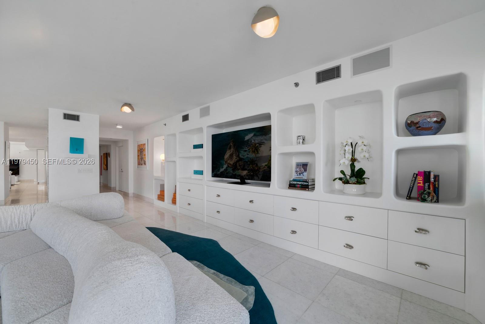 5801 Collins Ave #1200, Miami Beach FL 33140