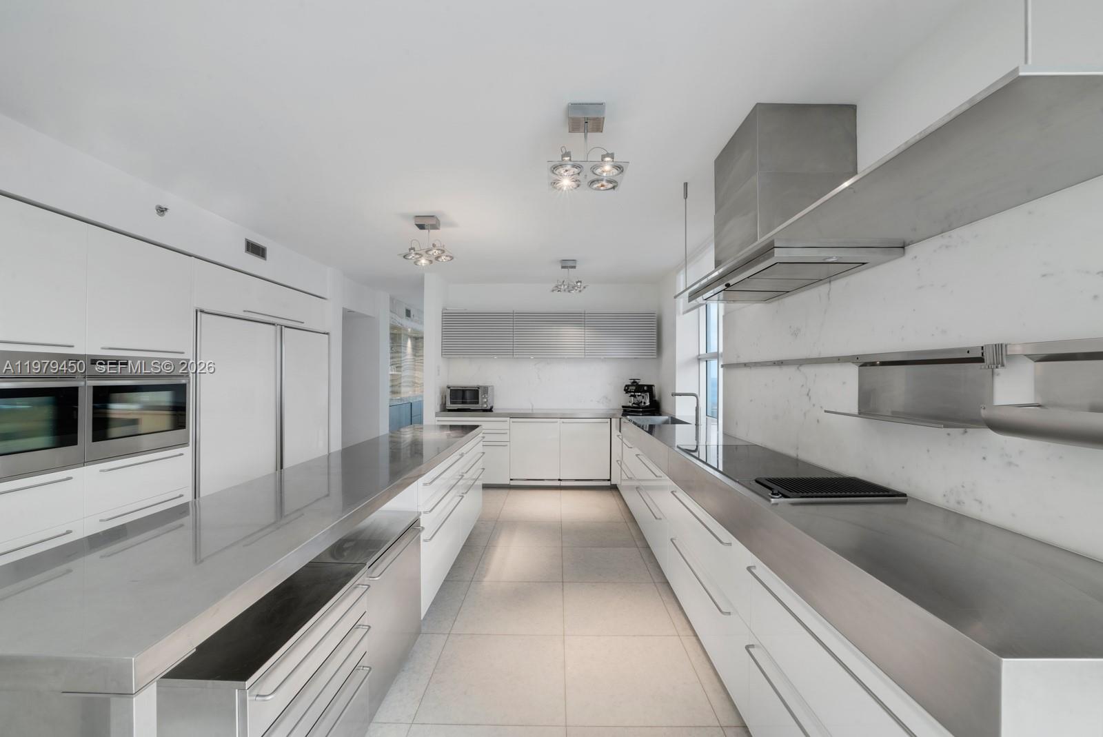 5801 Collins Ave #1200, Miami Beach FL 33140