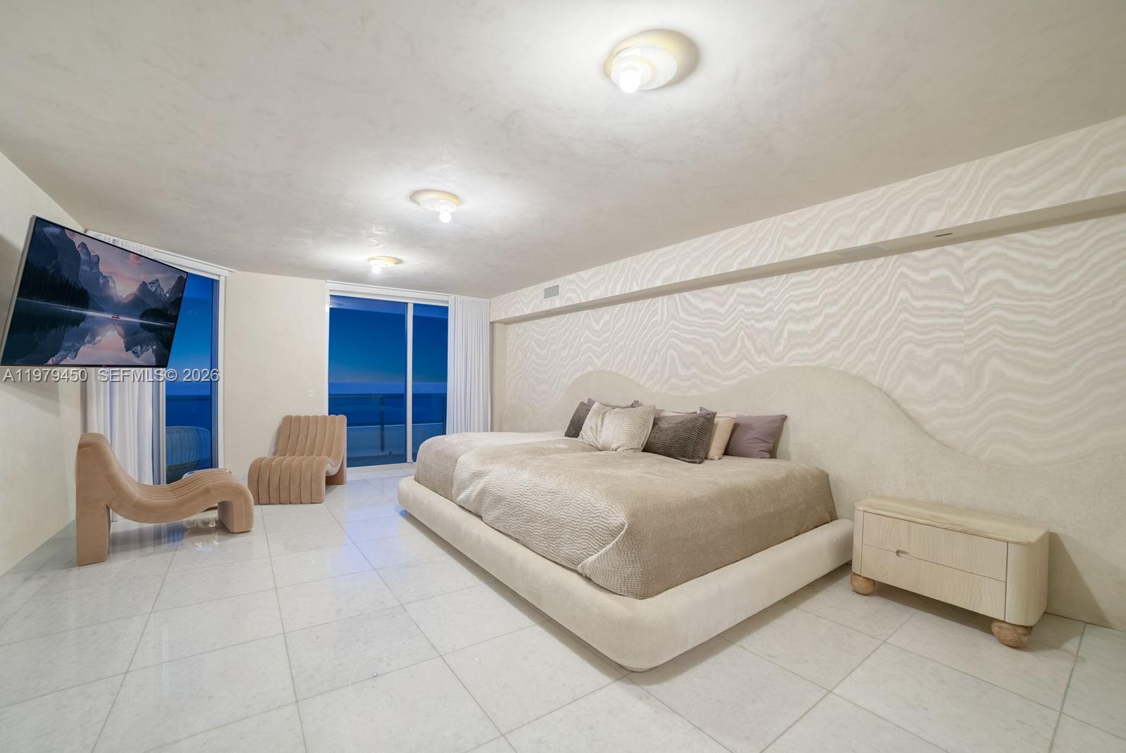 5801 Collins Ave #1200, Miami Beach FL 33140
