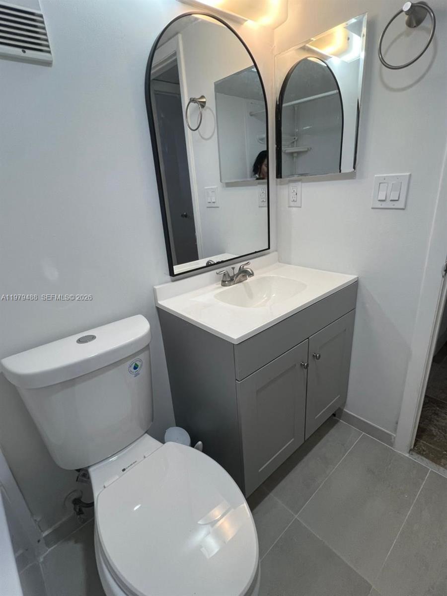 11700 SW 2 #13307, Pembroke Pines FL 33025