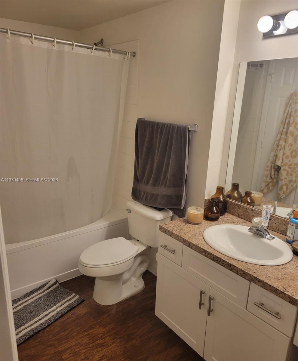 11700 SW 2 #13307, Pembroke Pines FL 33025