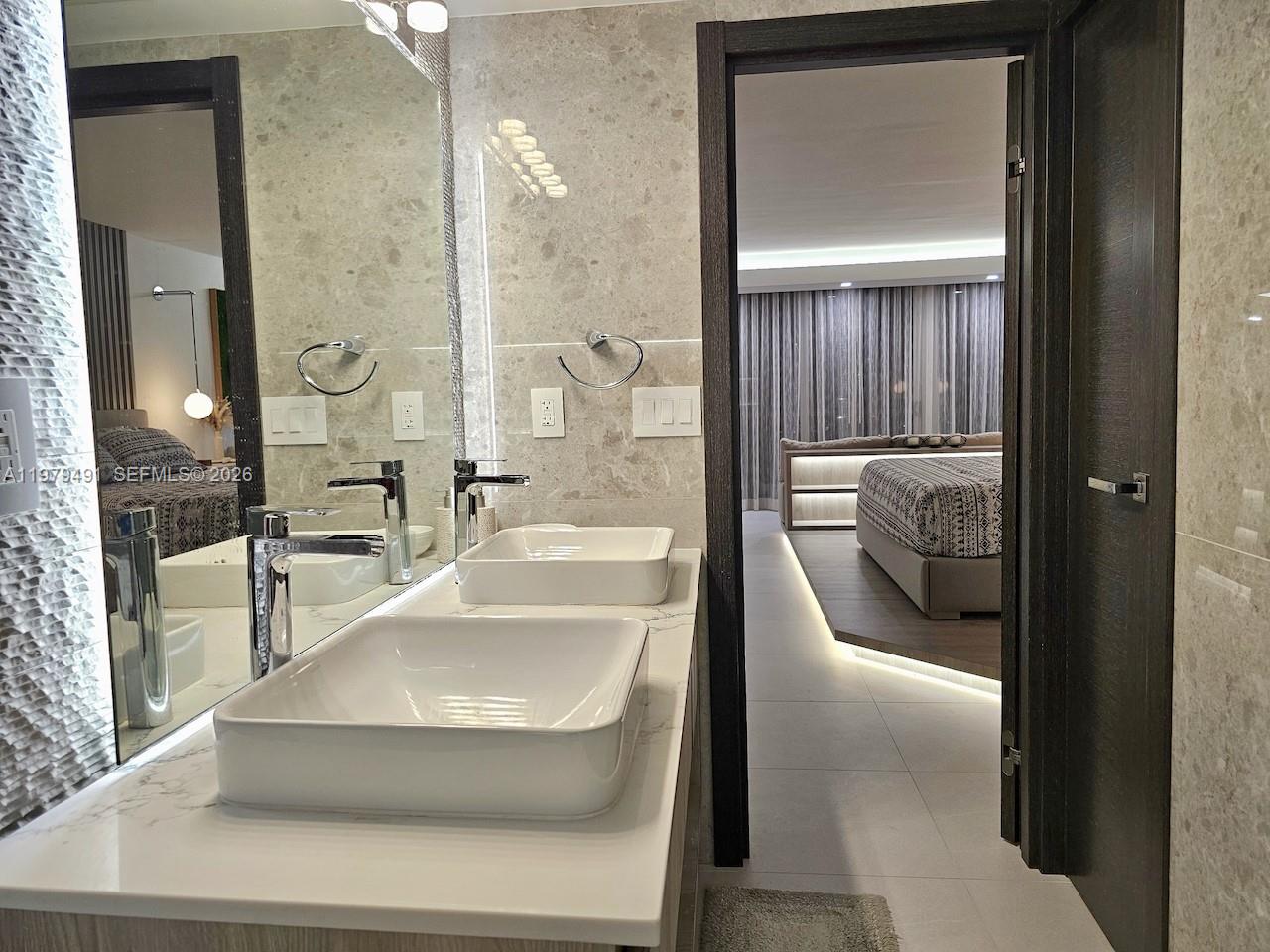 900 Bay Dr #524, Miami Beach FL 33141