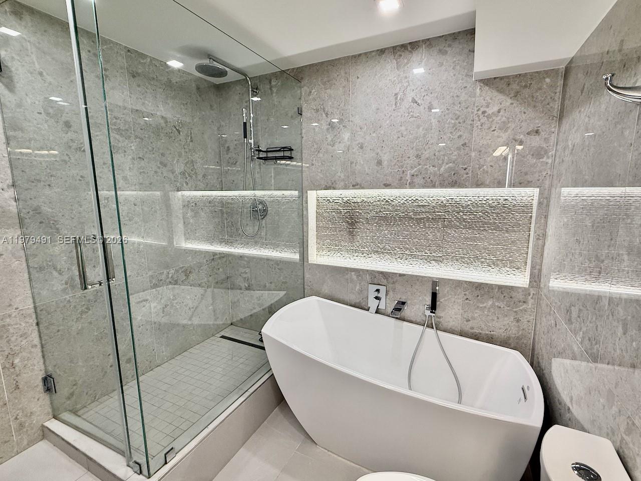 900 Bay Dr #524, Miami Beach FL 33141
