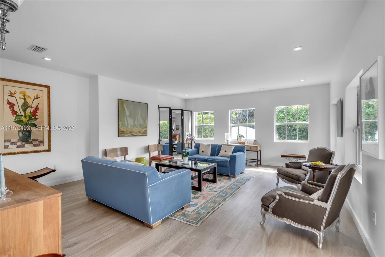 707 W 54th St, Miami Beach FL 33140