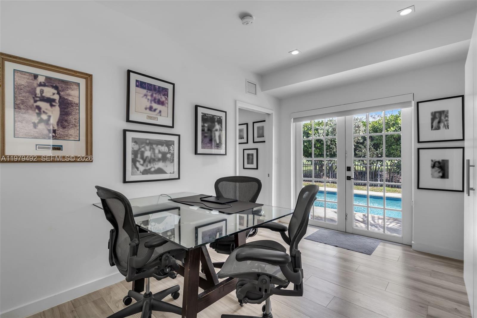 707 W 54th St, Miami Beach FL 33140