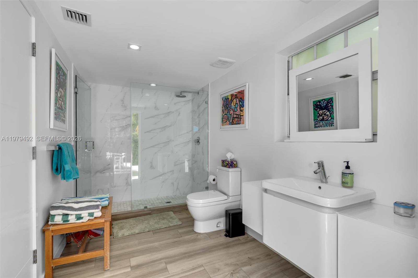 707 W 54th St, Miami Beach FL 33140