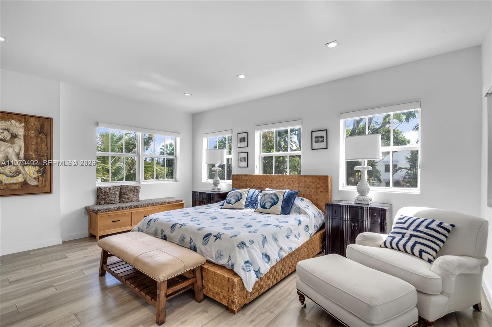 707 W 54th St, Miami Beach FL 33140