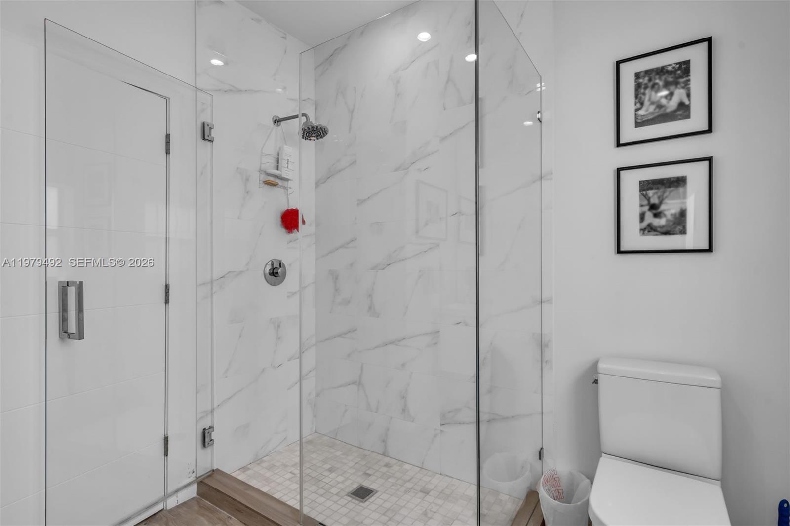 707 W 54th St, Miami Beach FL 33140