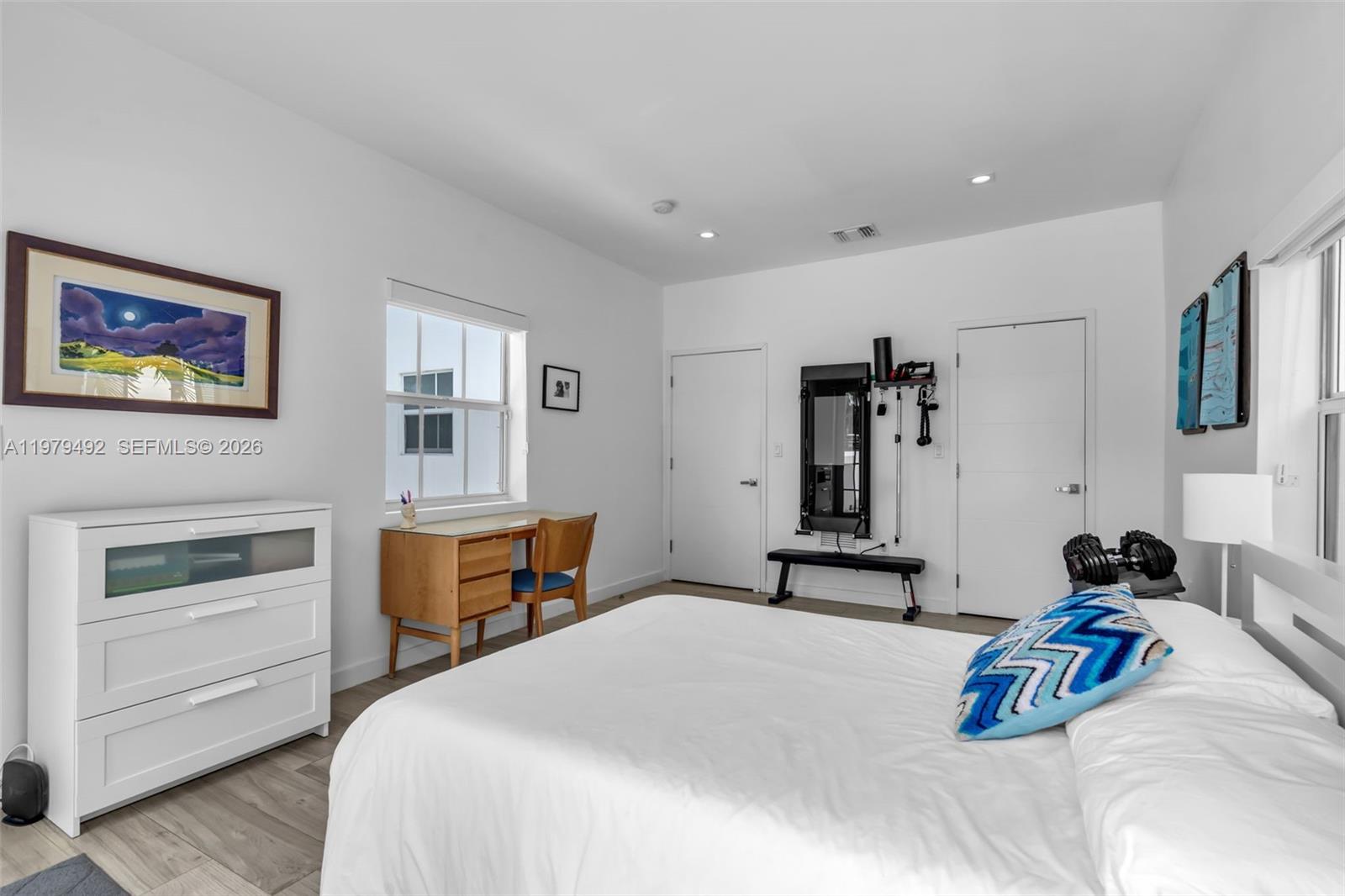 707 W 54th St, Miami Beach FL 33140