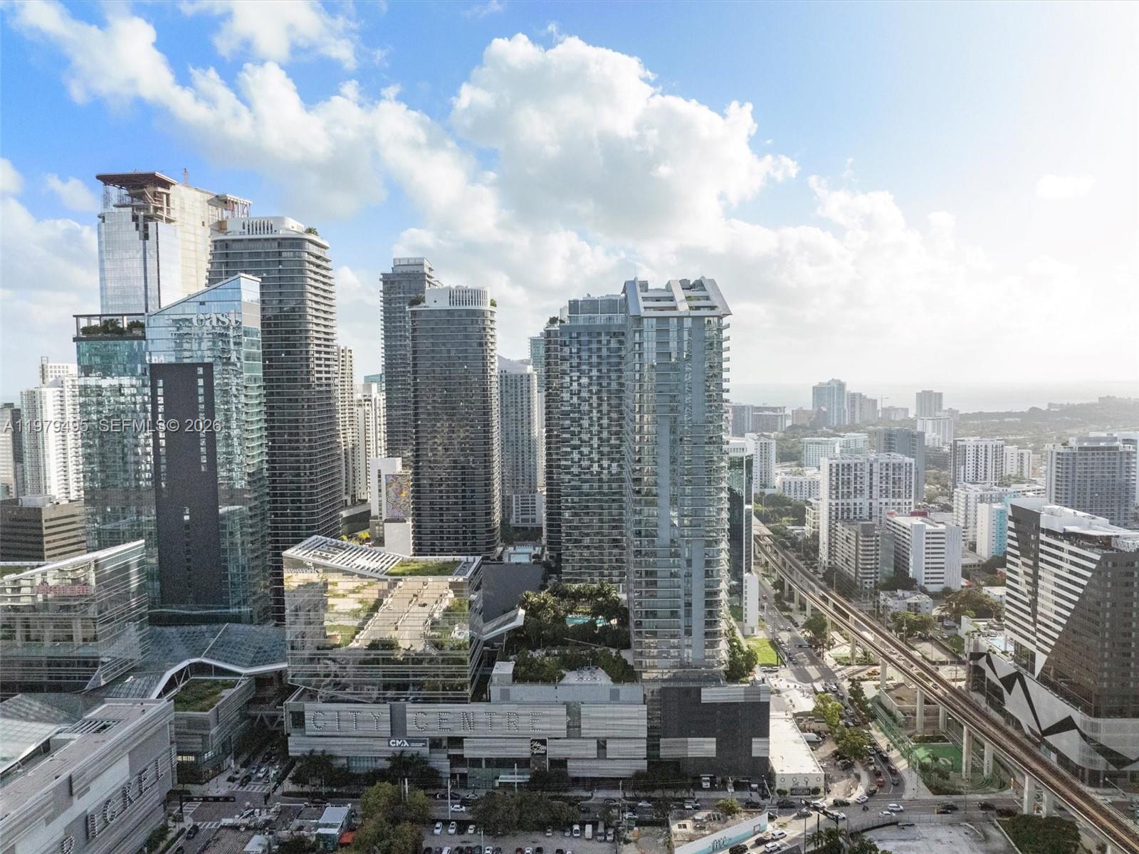 88 SW 7th St #2709, Miami FL 33130