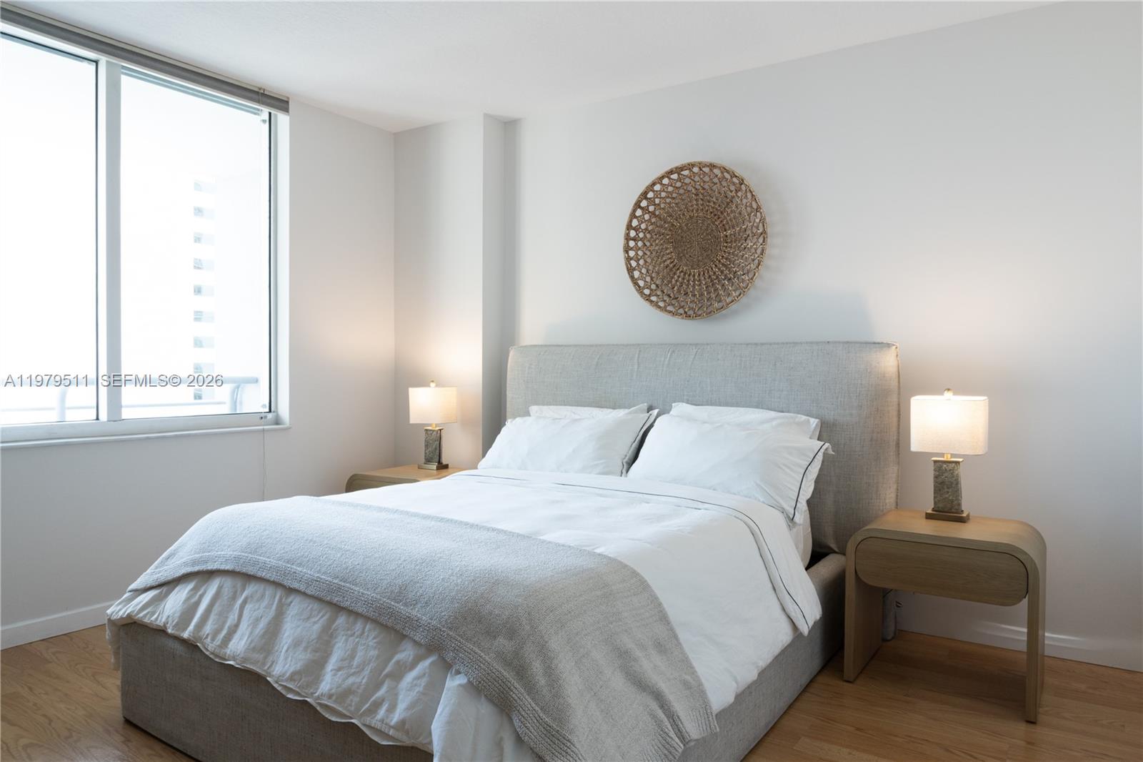 325 S Biscayne Blvd #2724, Miami FL 33131