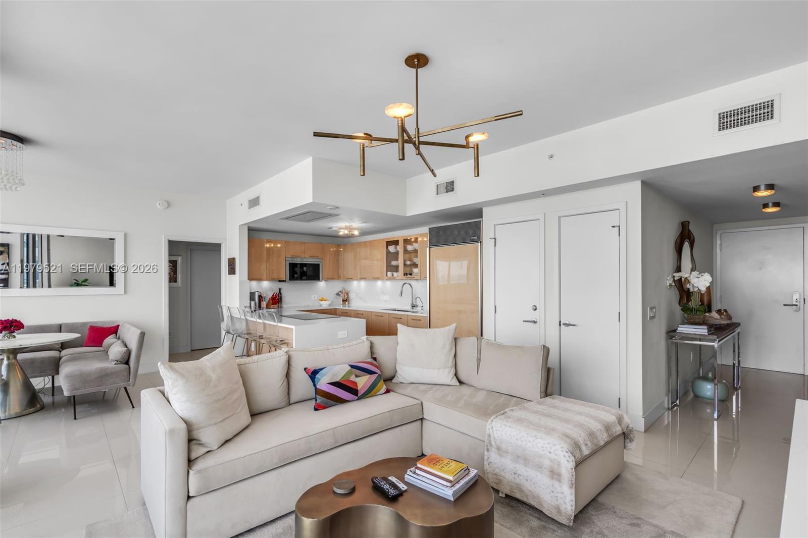 6899 Collins Ave #2403, Miami Beach FL 33141