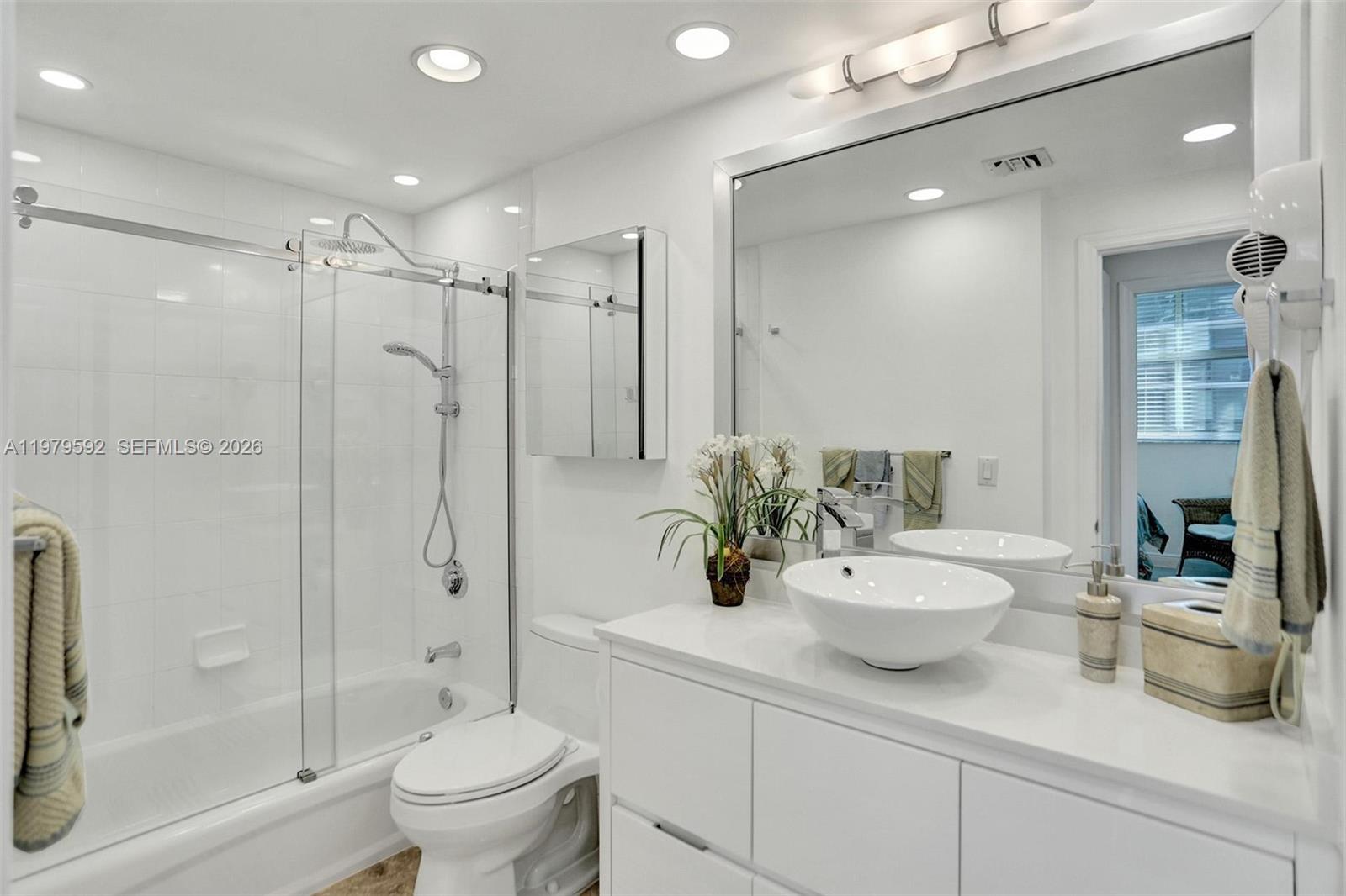1250 S Miami Ave #2702, Miami FL 33130