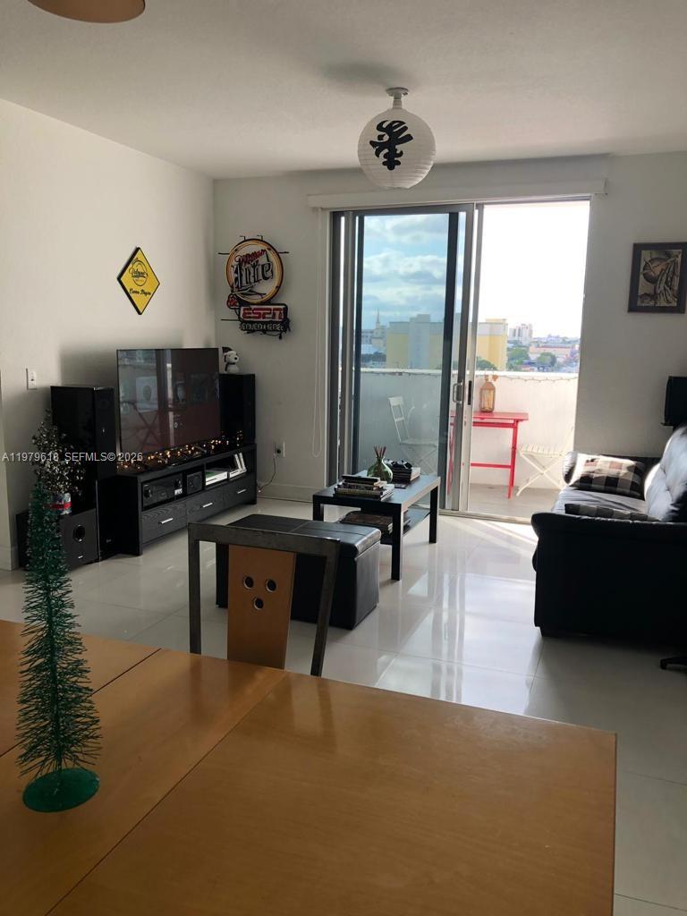 36 NW 6th Ave #801, Miami FL 33128