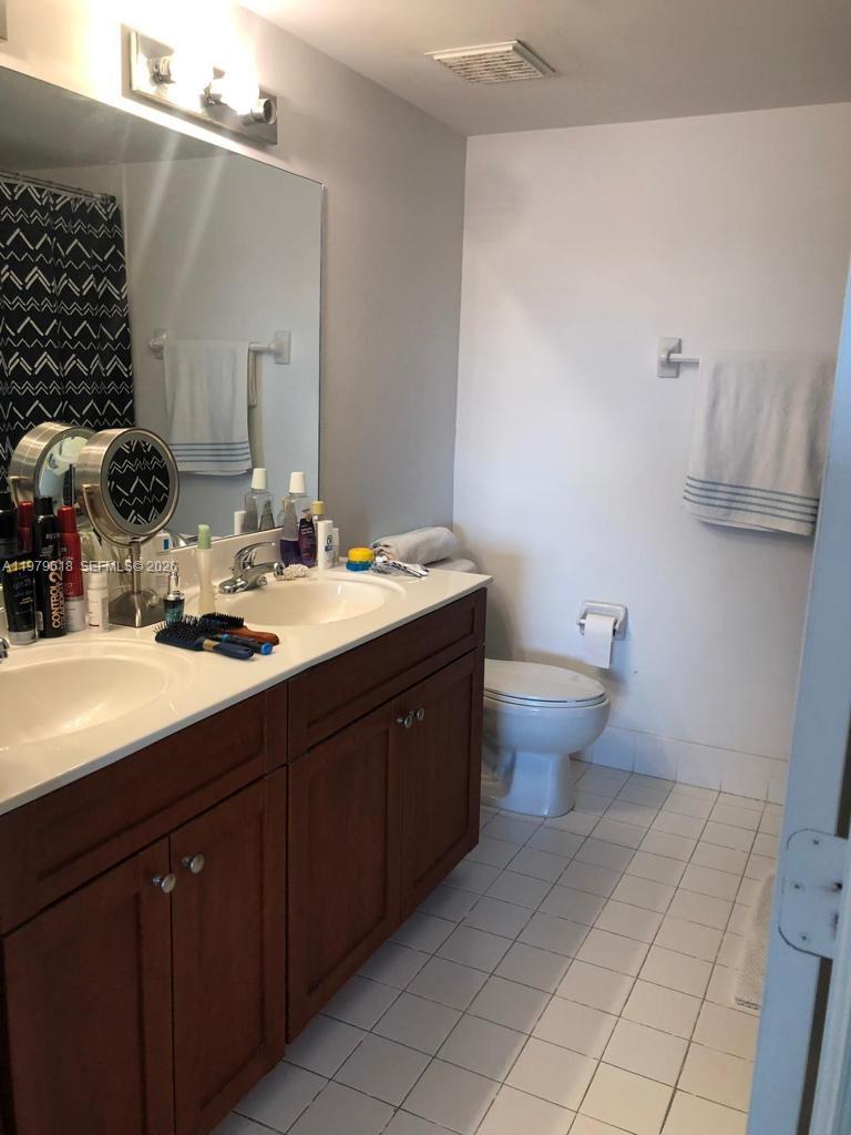 36 NW 6th Ave #801, Miami FL 33128