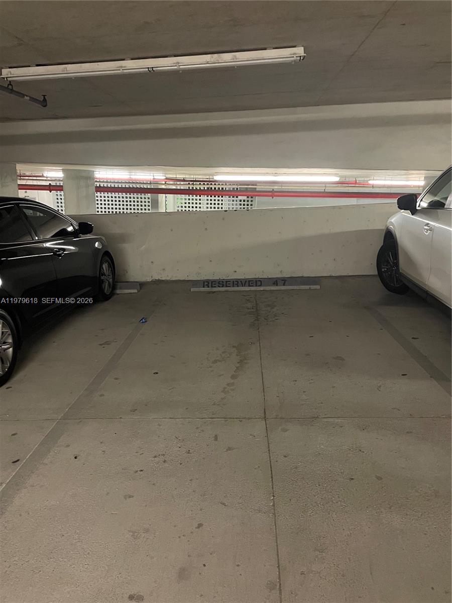 36 NW 6th Ave #801, Miami FL 33128