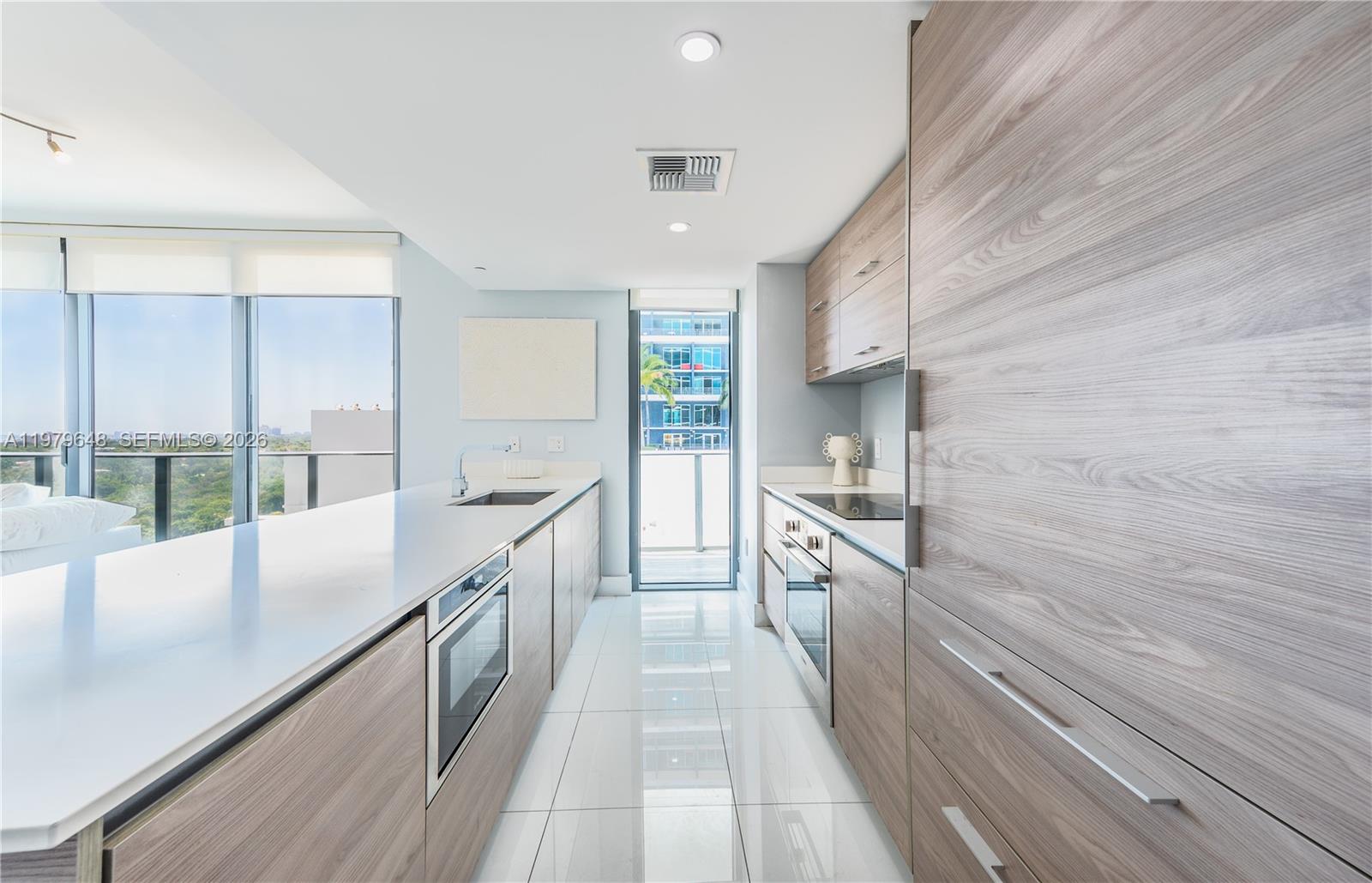 1300 S Miami Ave #1206, Miami FL 33130