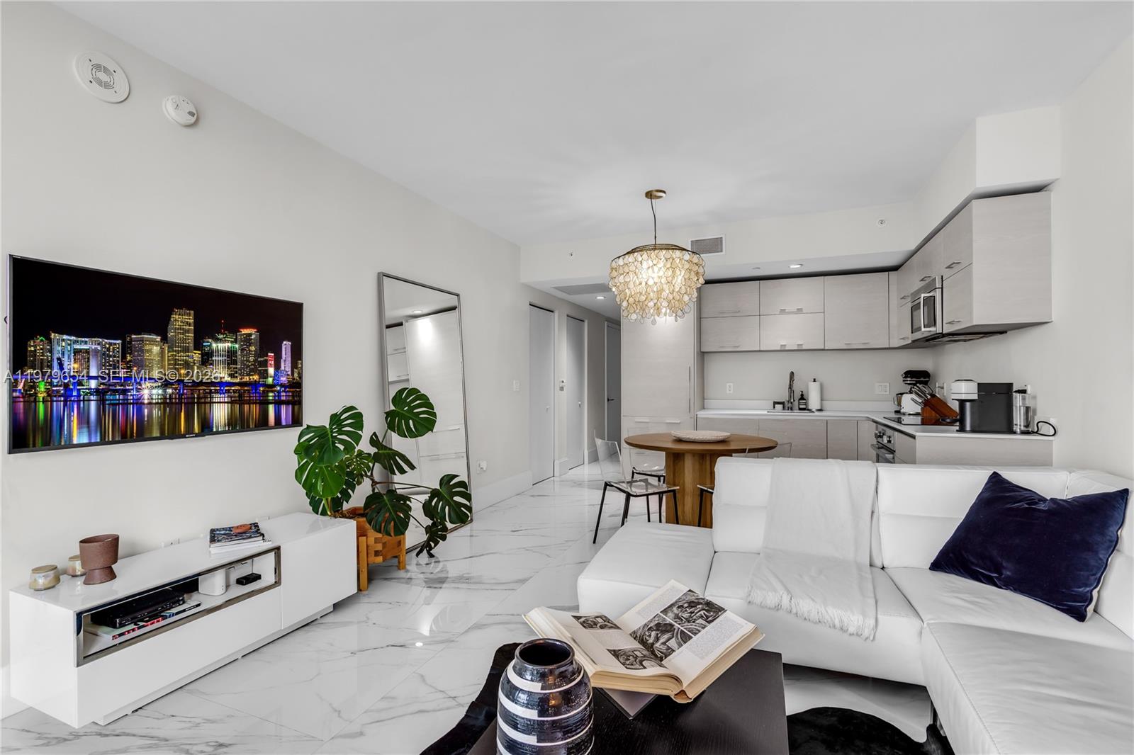 1300 S Miami Ave #2508, Miami FL 33130