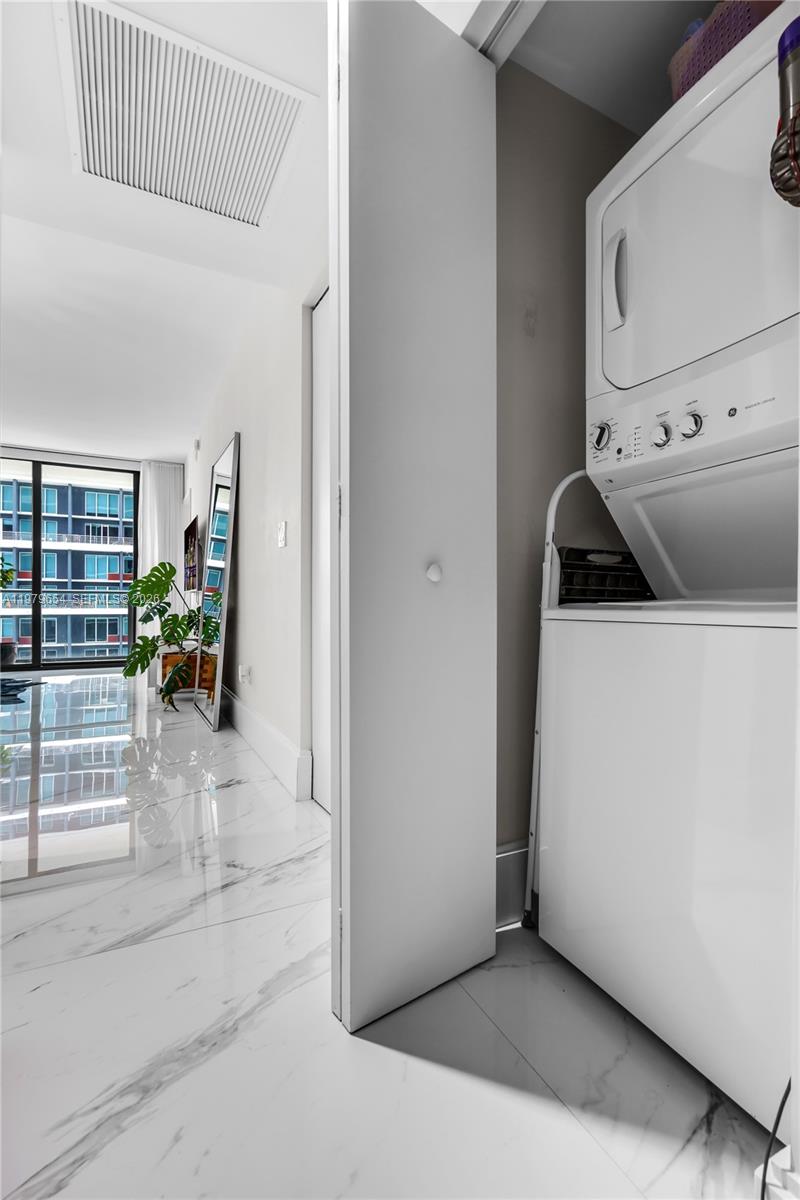 1300 S Miami Ave #2508, Miami FL 33130