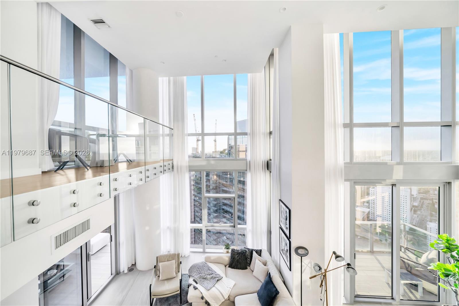 851 NE 1st Avenue #Penthouse 4612, Miami FL 33132