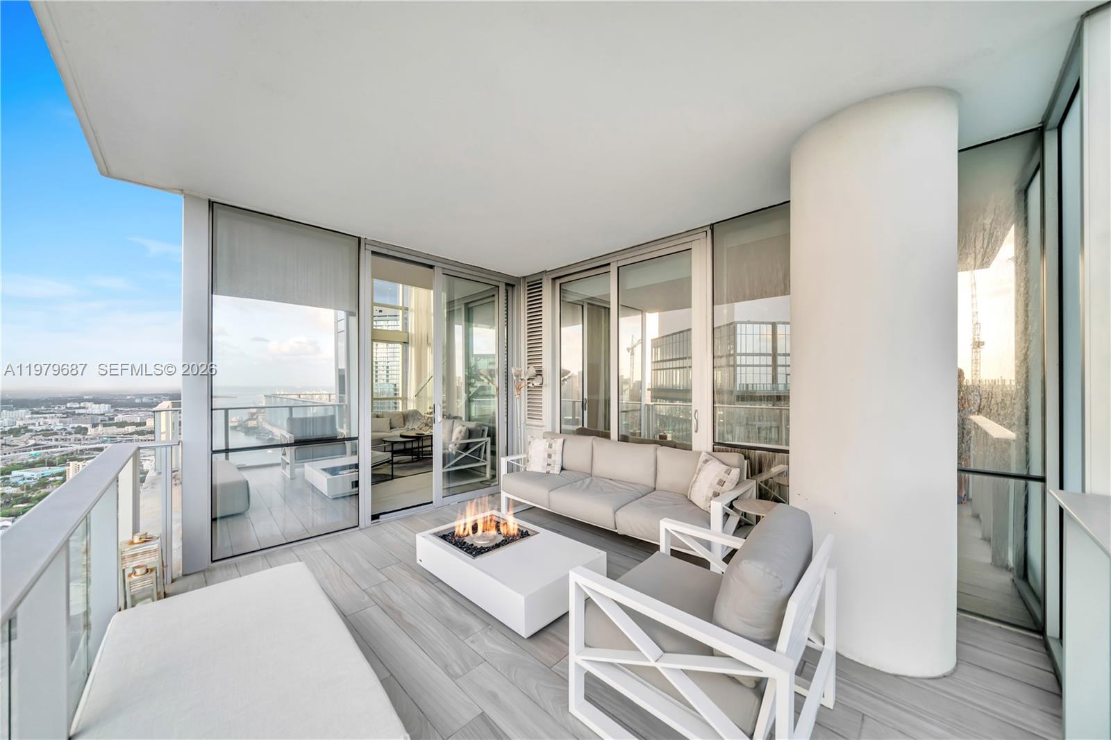 851 NE 1st Avenue #Penthouse 4612, Miami FL 33132