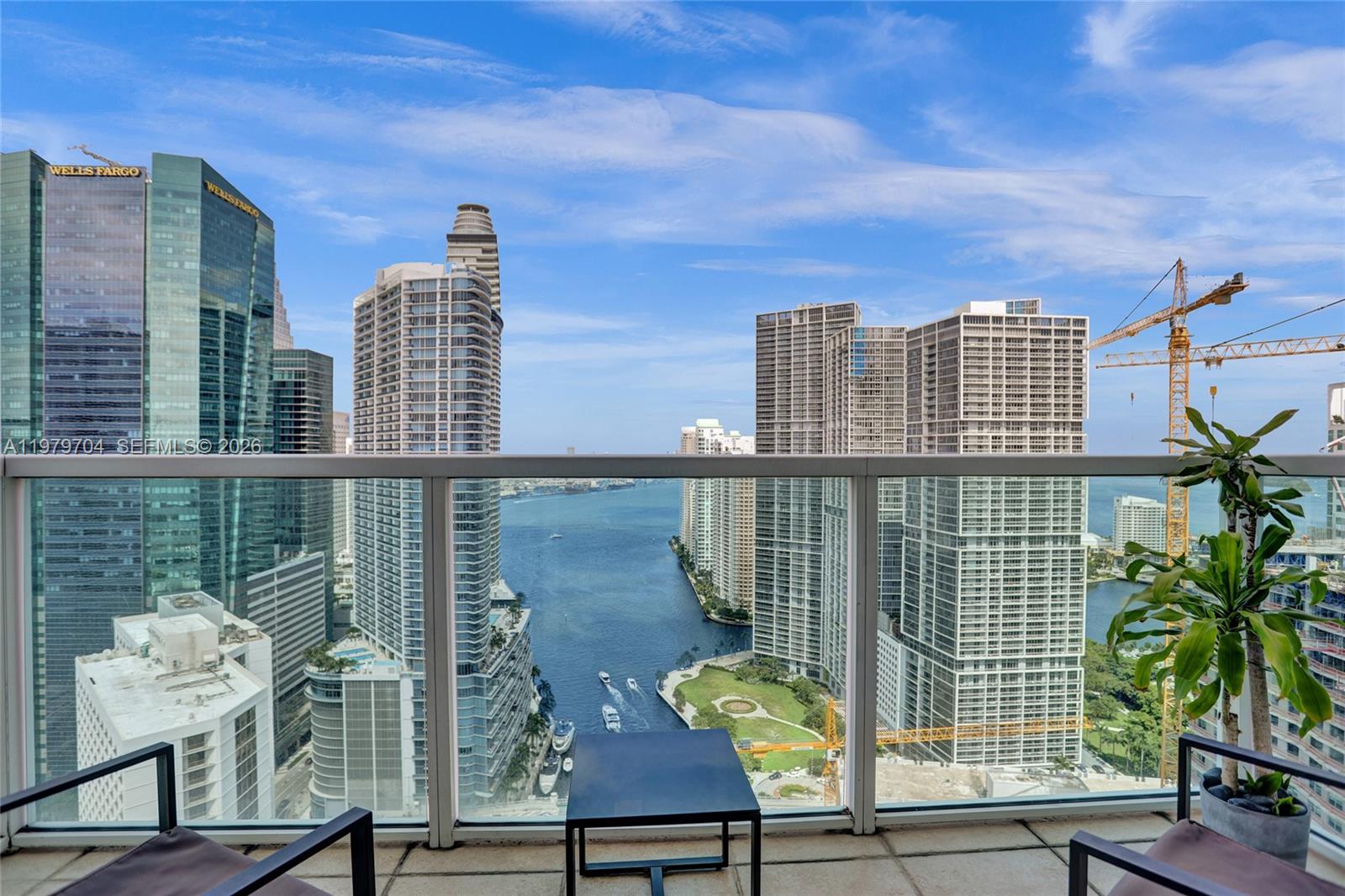 31 SE 5th St #4112, Miami FL 33131
