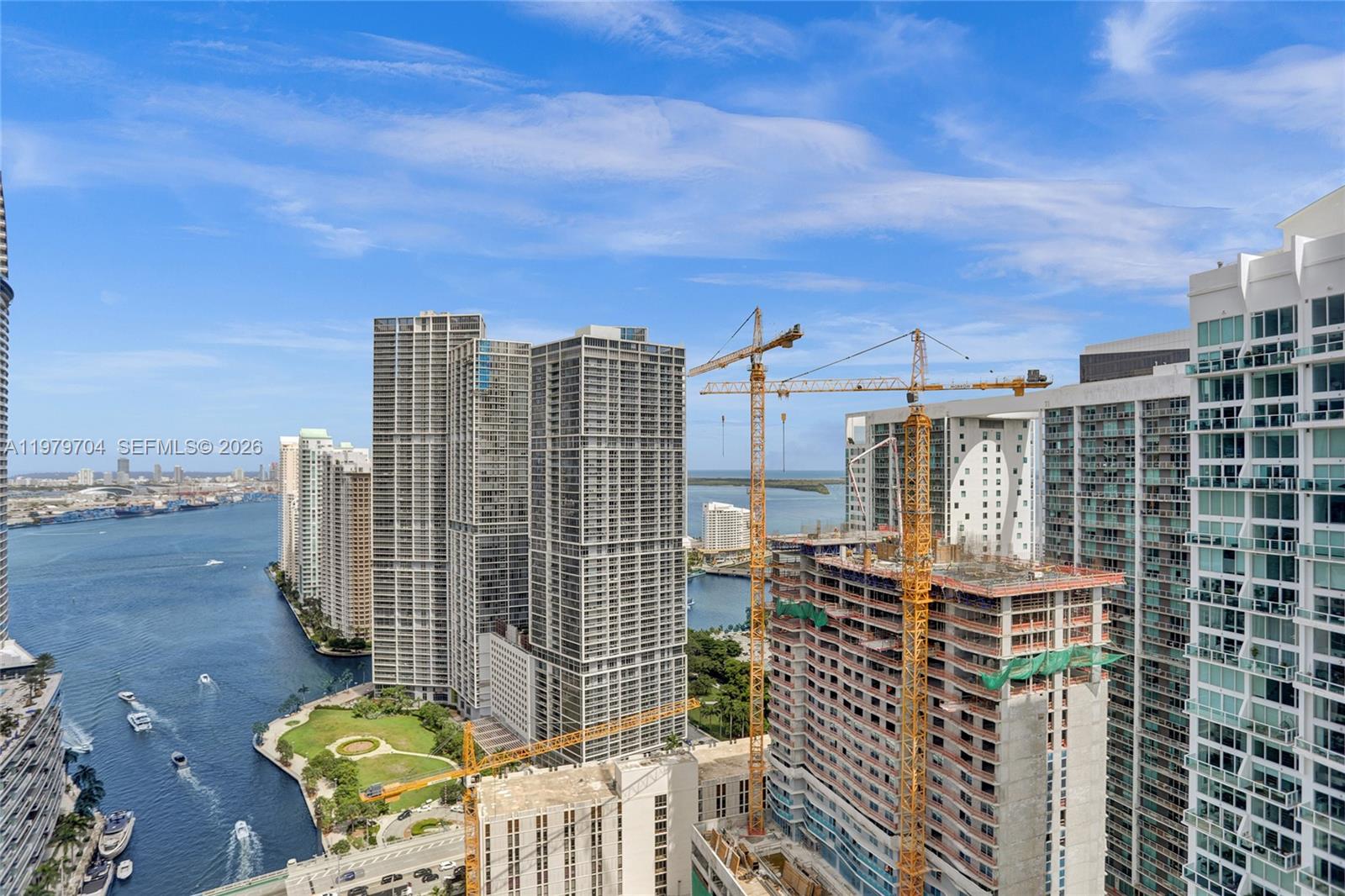 31 SE 5th St #4112, Miami FL 33131