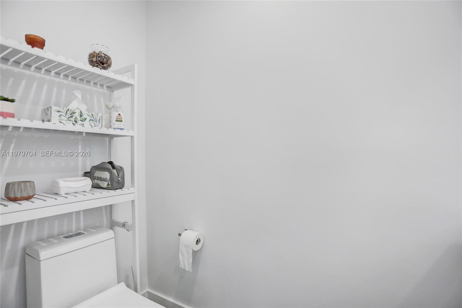31 SE 5th St #4112, Miami FL 33131