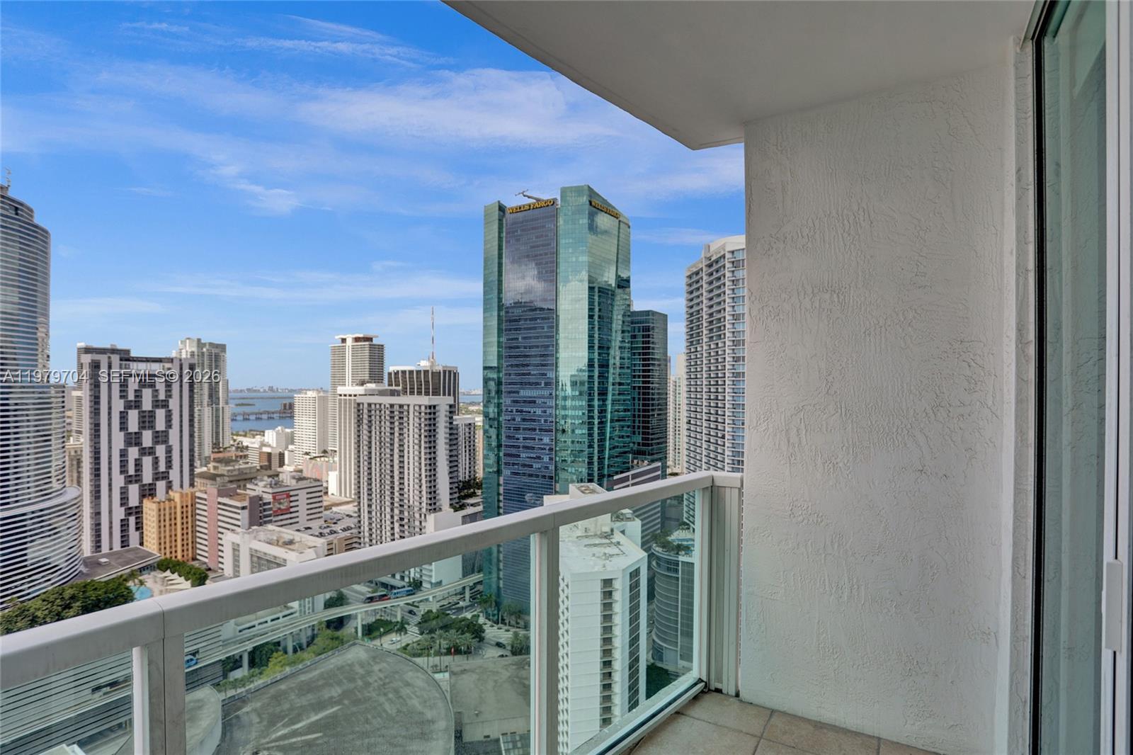 31 SE 5th St #4112, Miami FL 33131