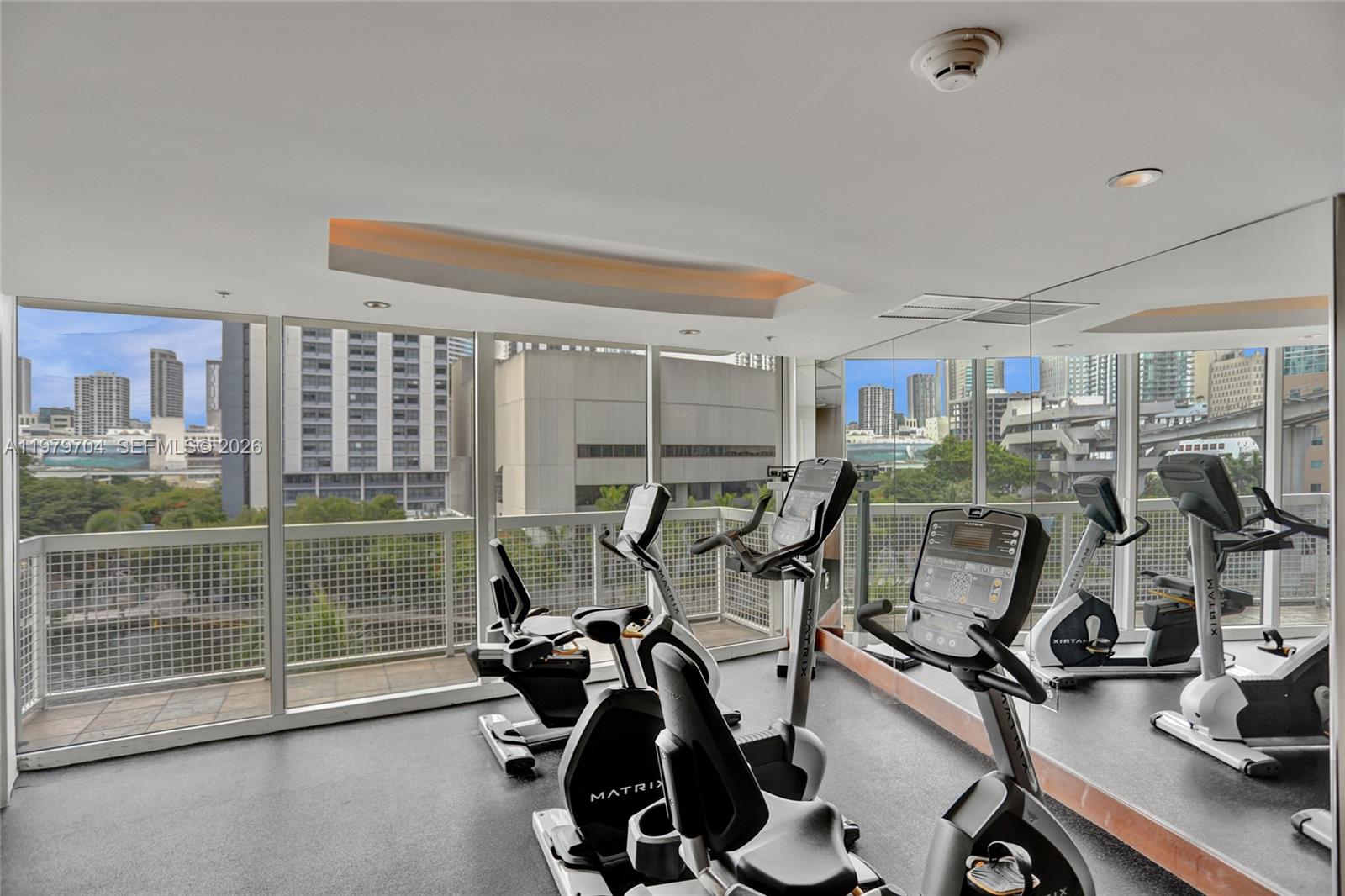 31 SE 5th St #4112, Miami FL 33131