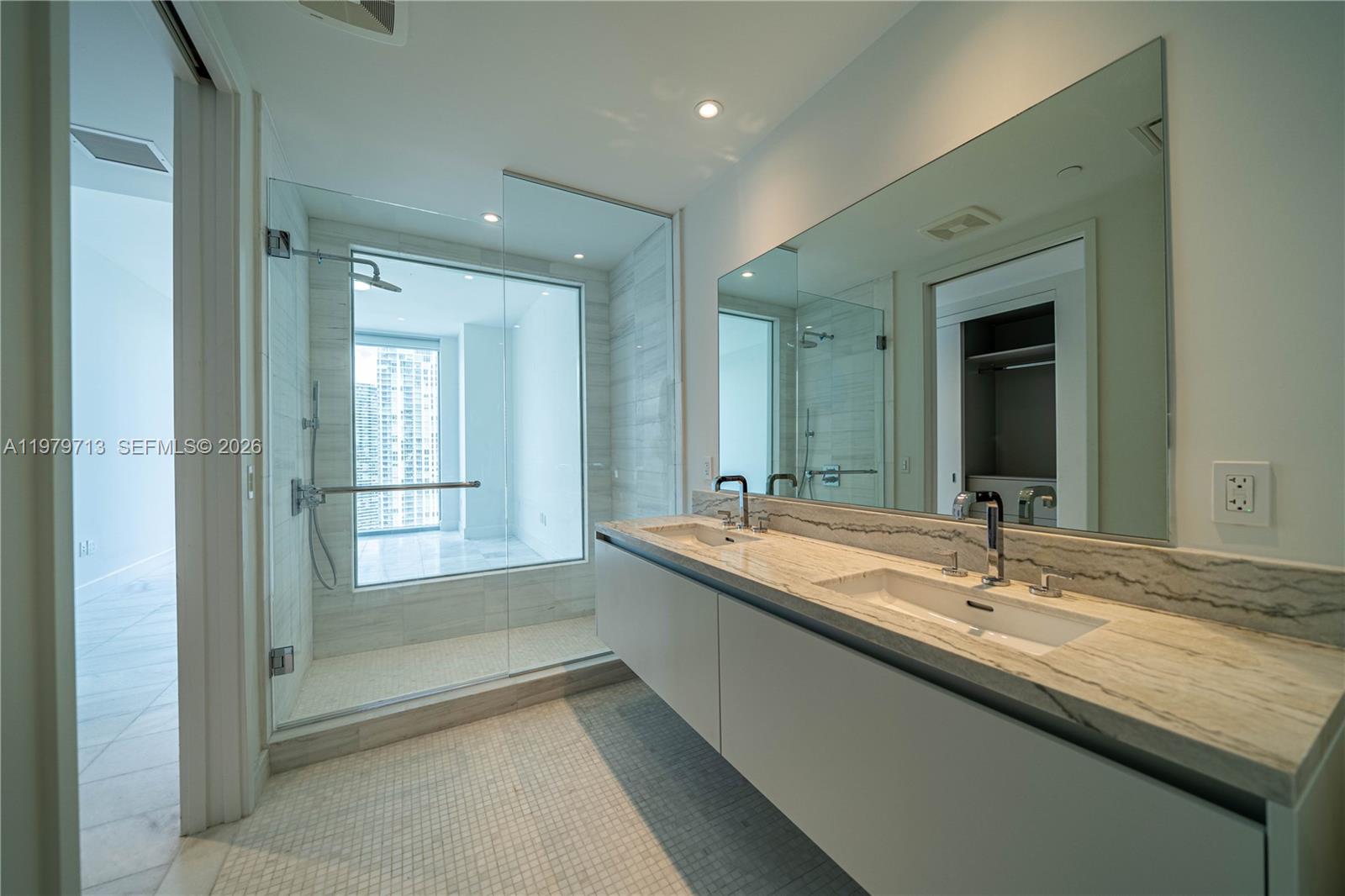 700 NE 26TH TER #3006, Miami FL 33137
