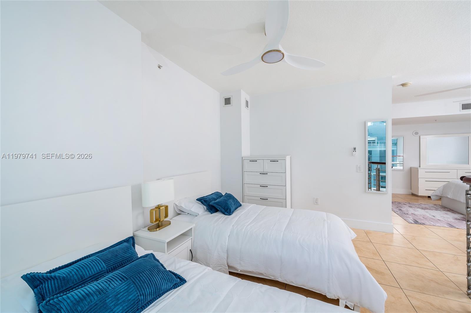 41 SE 5th St #1508, Miami FL 33131