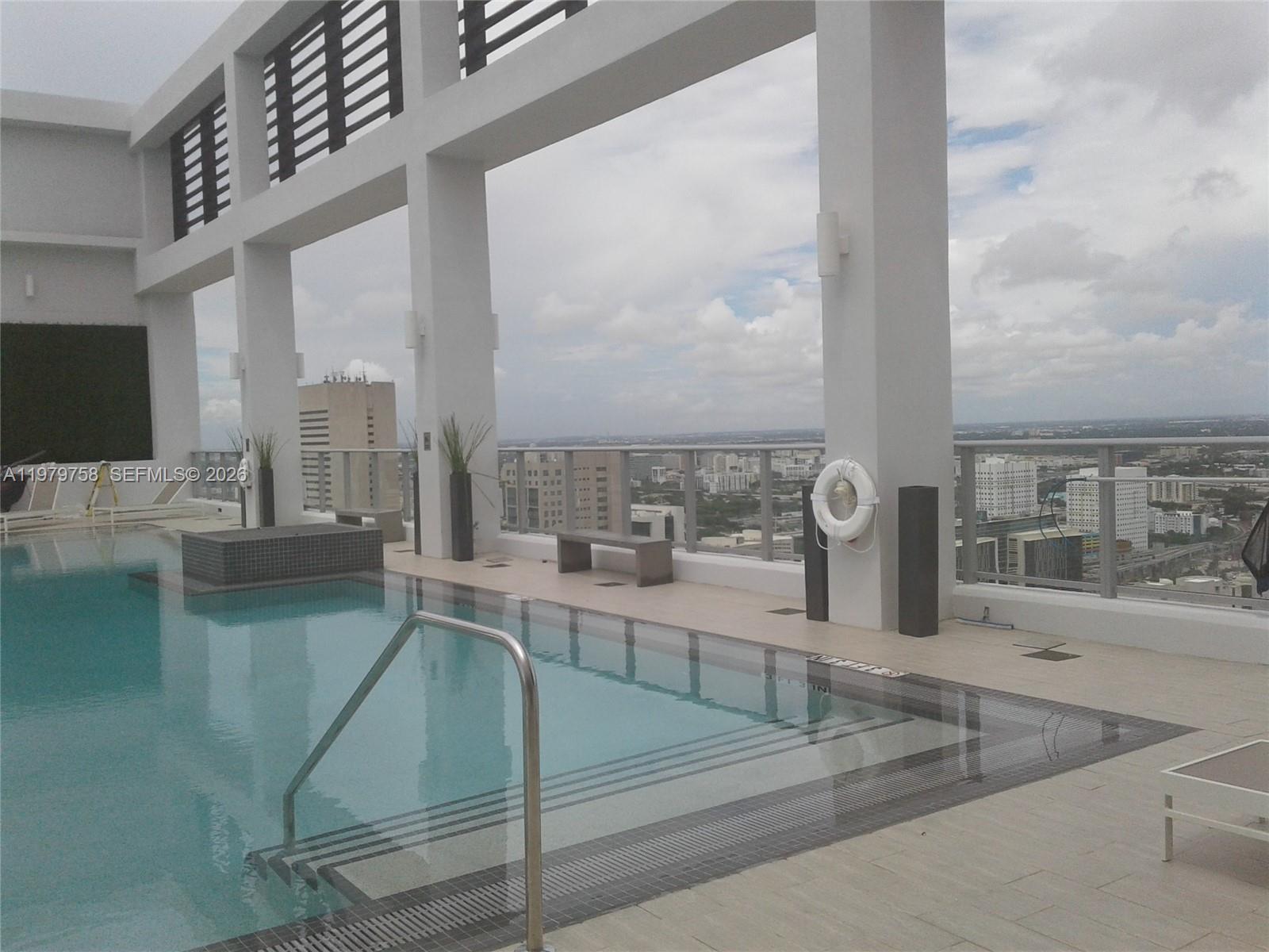 151 SE 1st St #906, Miami FL 33131