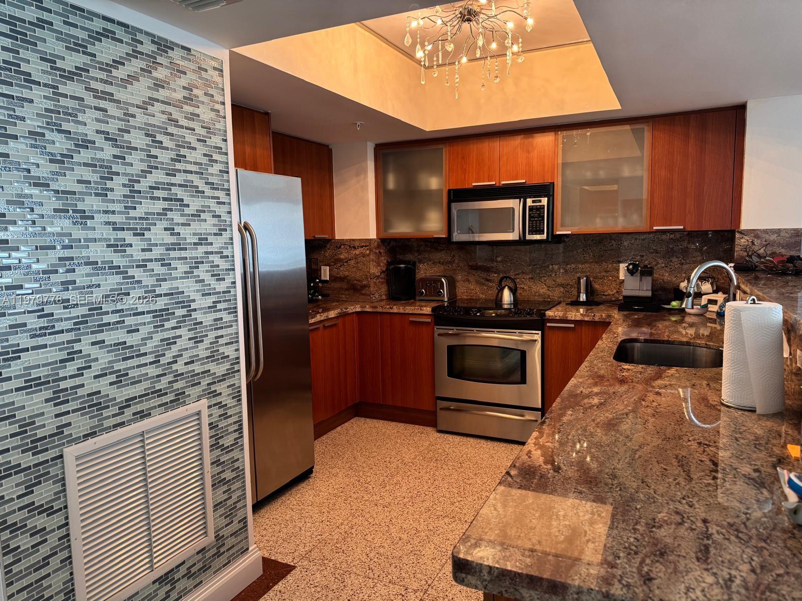 16699 Collins Ave #2710, Sunny Isles Beach FL 33160