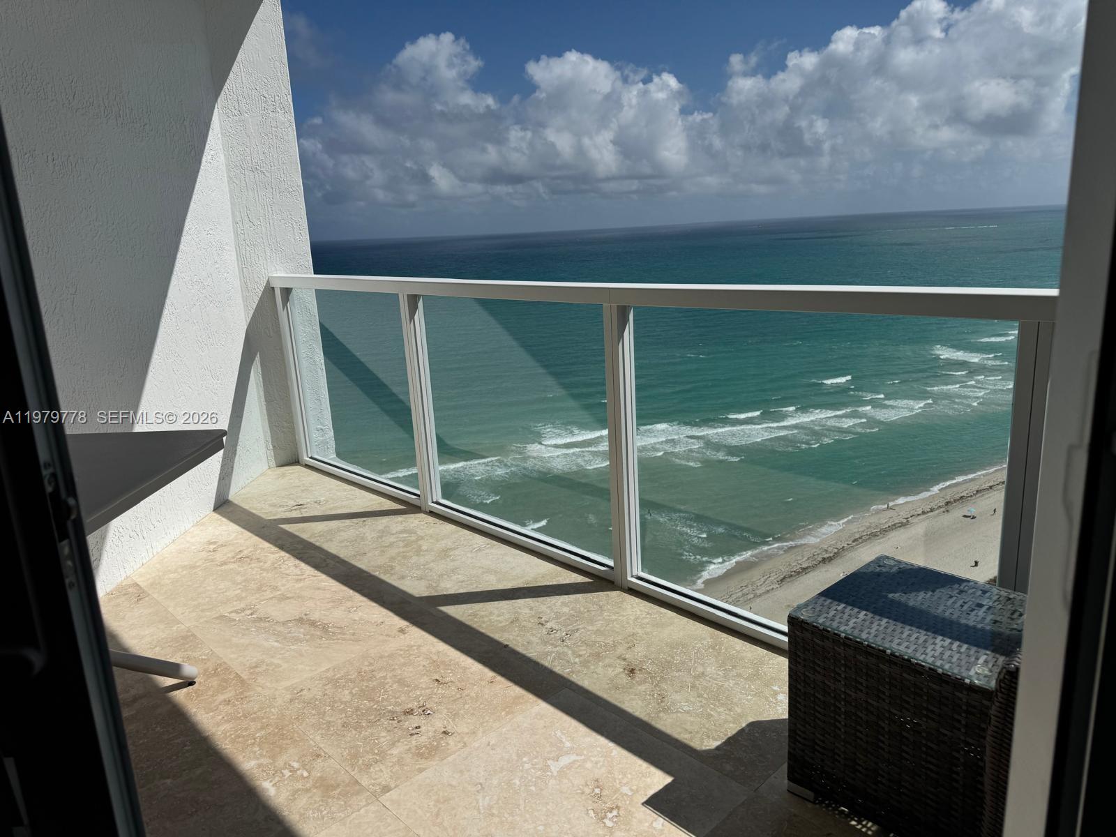 16699 Collins Ave #2710, Sunny Isles Beach FL 33160