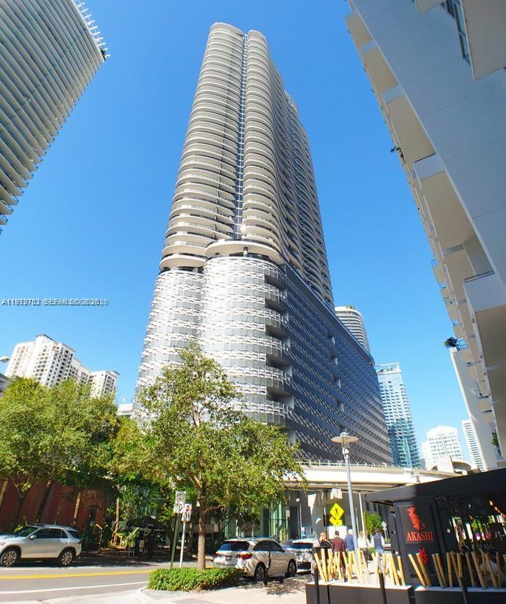 1000 Brickell Plz #3503, Miami FL 33131