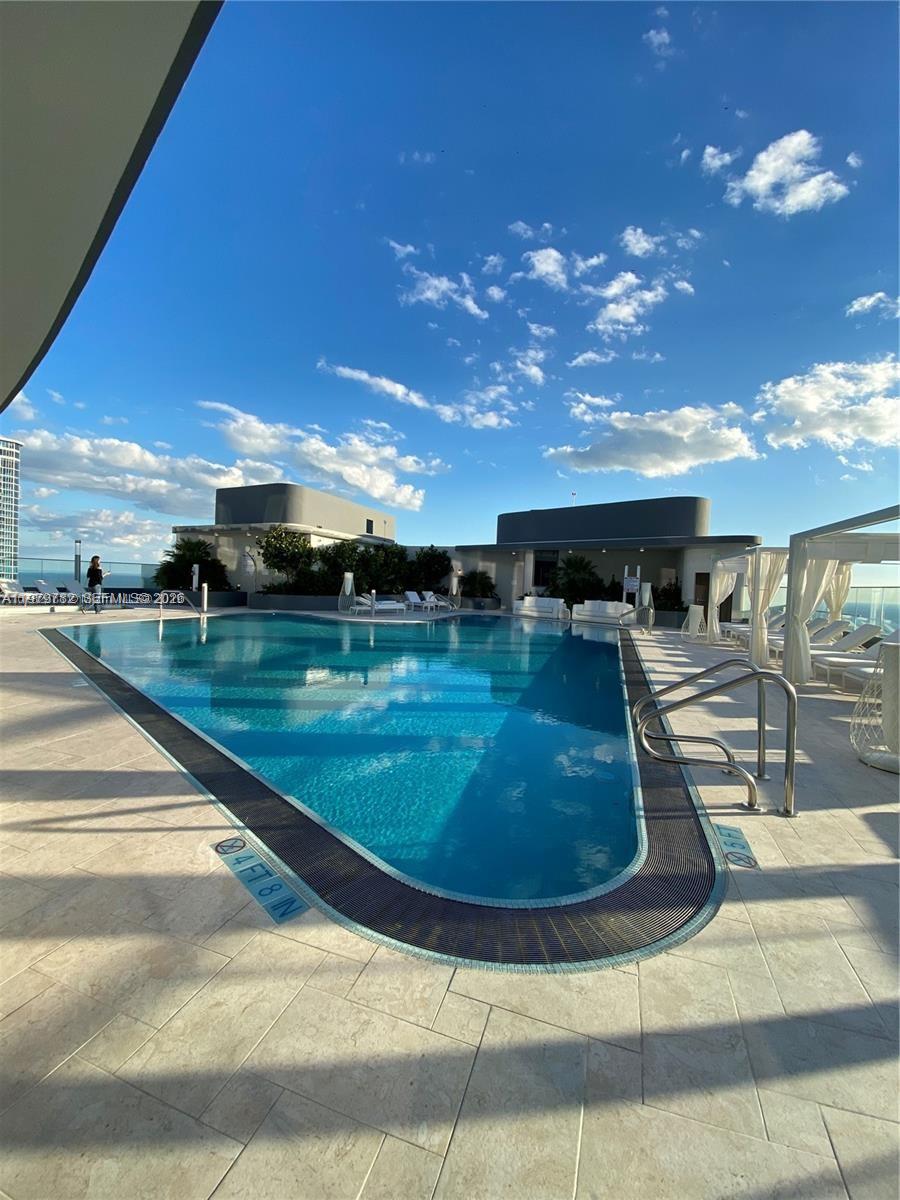 1000 Brickell Plz #3503, Miami FL 33131