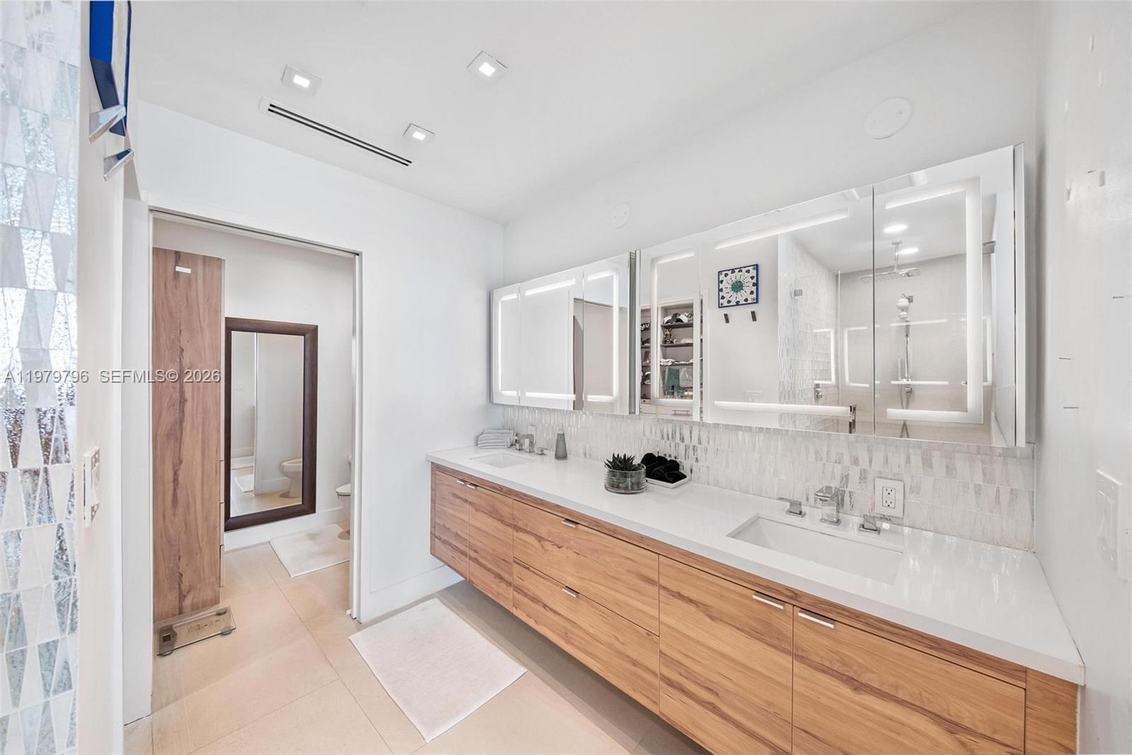 2020 N Bayshore Dr #2510, Miami FL 33137