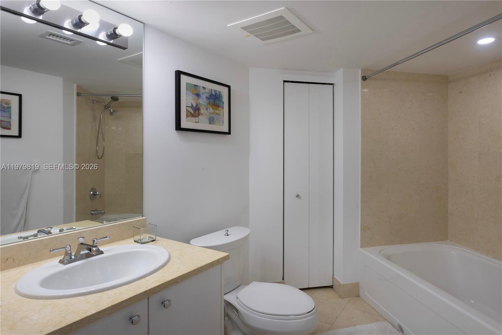 19900 E Country Club Dr #311, Aventura FL 33180