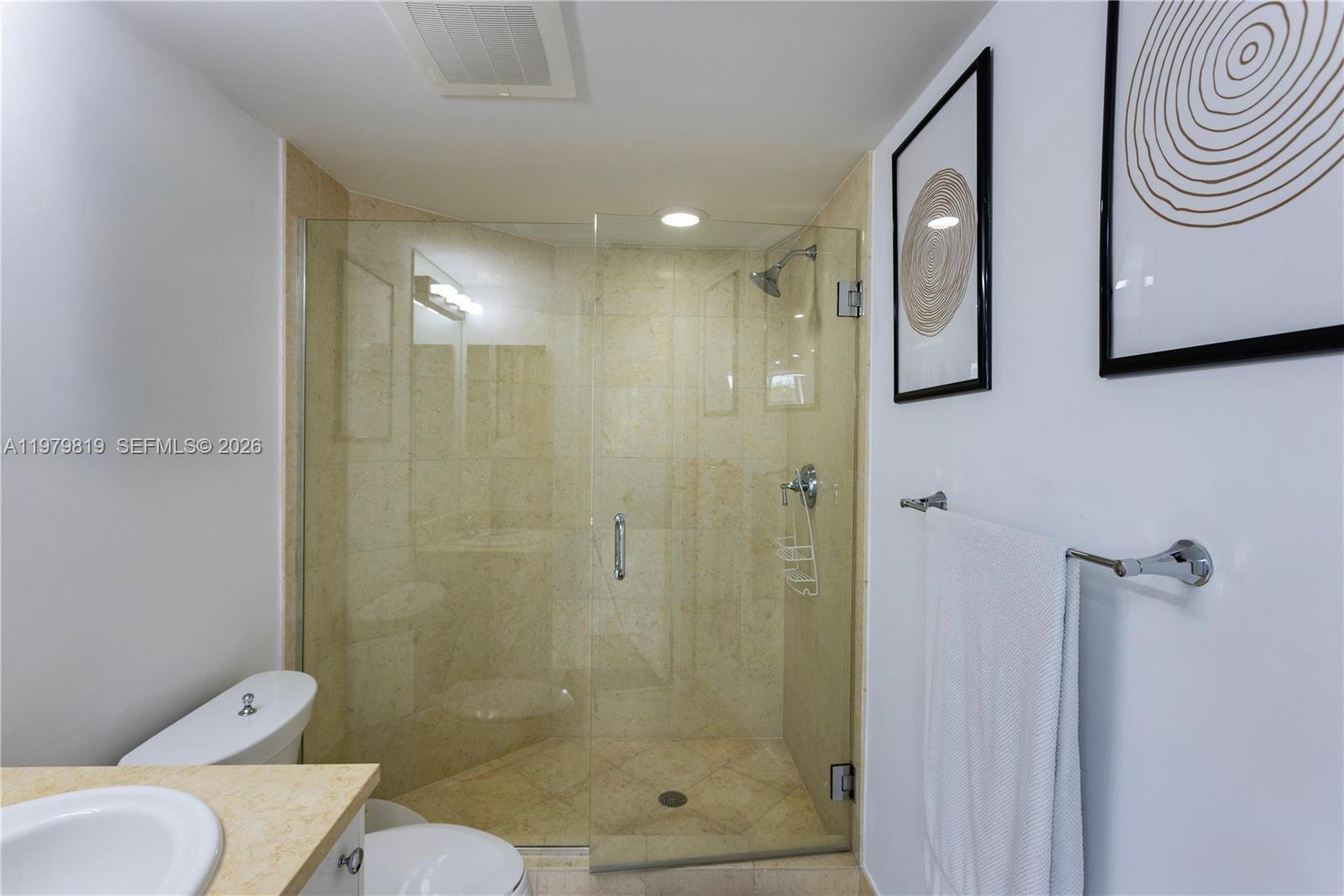 19900 E Country Club Dr #311, Aventura FL 33180