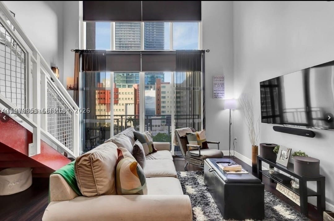 244 Biscayne Blvd #440, Miami FL 33132