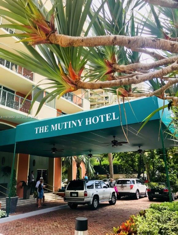 2951 S Bayshore Dr #215, Coconut Grove FL 33133