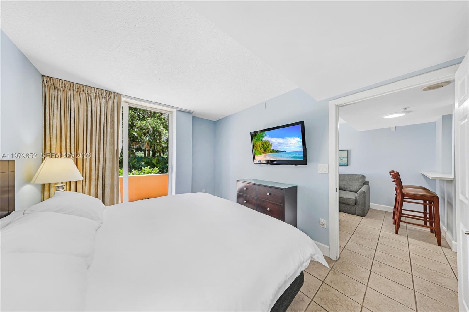 2951 S Bayshore Dr #215, Coconut Grove FL 33133